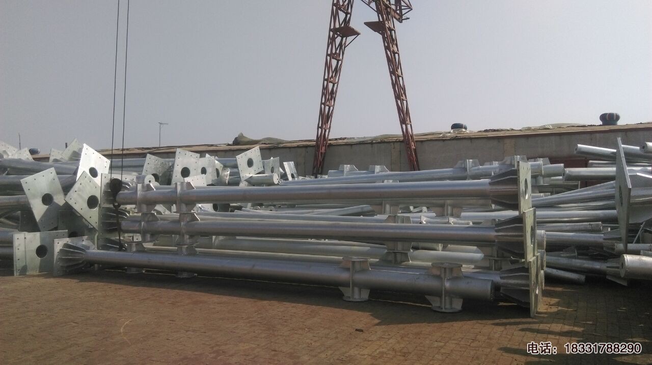 交通標(biāo)志桿